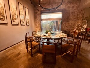 揽山院子：城市退半步，心就有地方坐下……