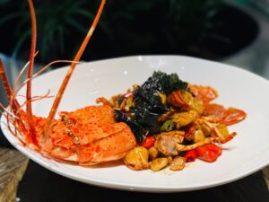 揽山院子：城市退半步，心就有地方坐下……