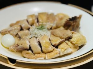 揽山院子：城市退半步，心就有地方坐下……